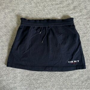 [SOLD] DKNY Navy Mini Skirt Athletic Casual